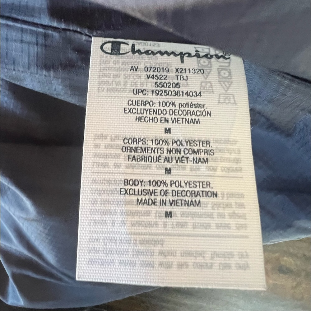 Champion Blue and Black Puffer Jacket Insulated Design~Medium - Picture 6 of 6